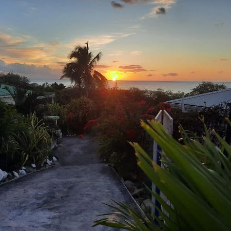 Soleil Couchant Bouillante Esterno foto